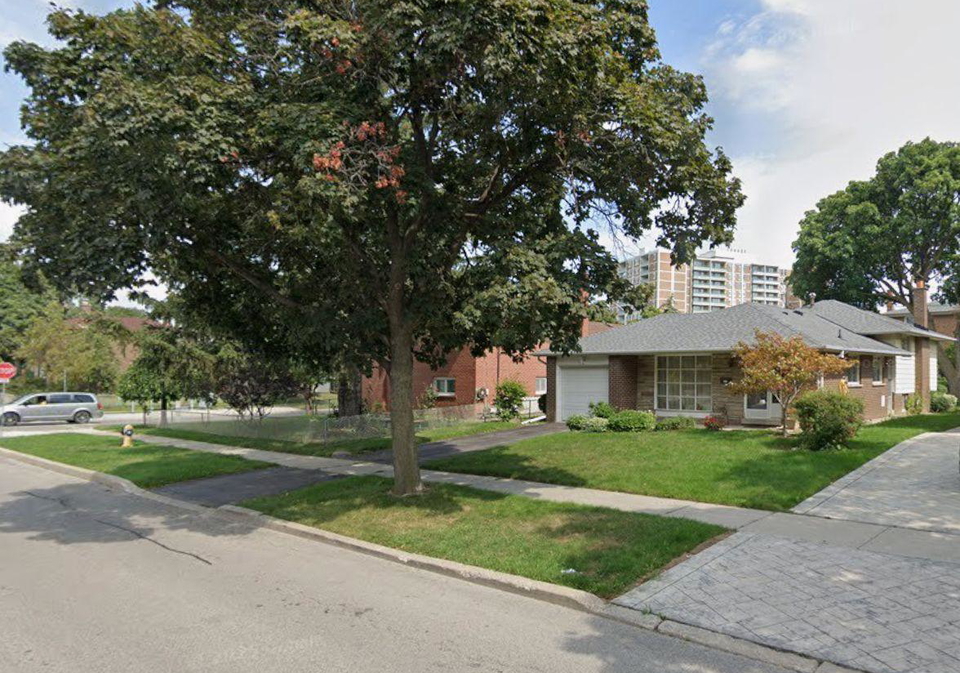 117-redgrave-drive-etobicoke-ontario-w12933734