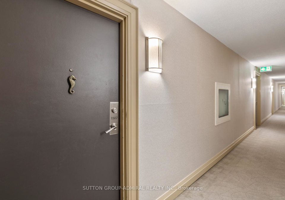 100-quebec-avenue-toronto-ontario-w12934304