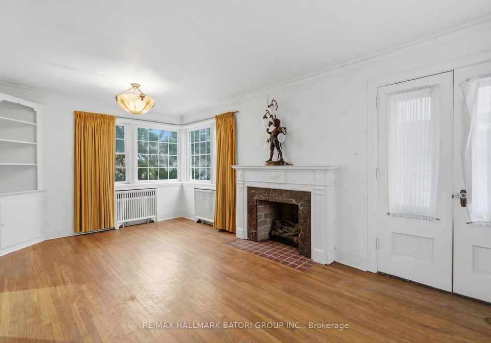 18-king-georges-drive-north-york-ontario-w12934438