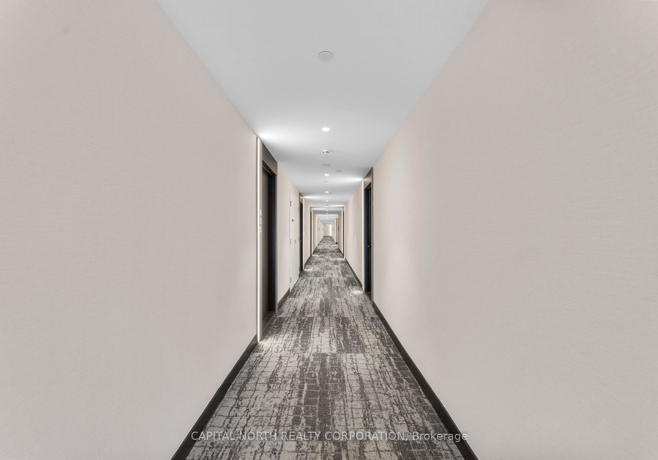 215-lakeshore-road-w-mississauga-ontario-w12934518