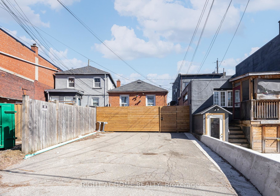 519-rogers-road-toronto-ontario-w12934698