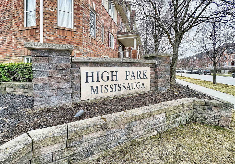 750-neighbourhood-circle-mississauga-ontario-w12934760