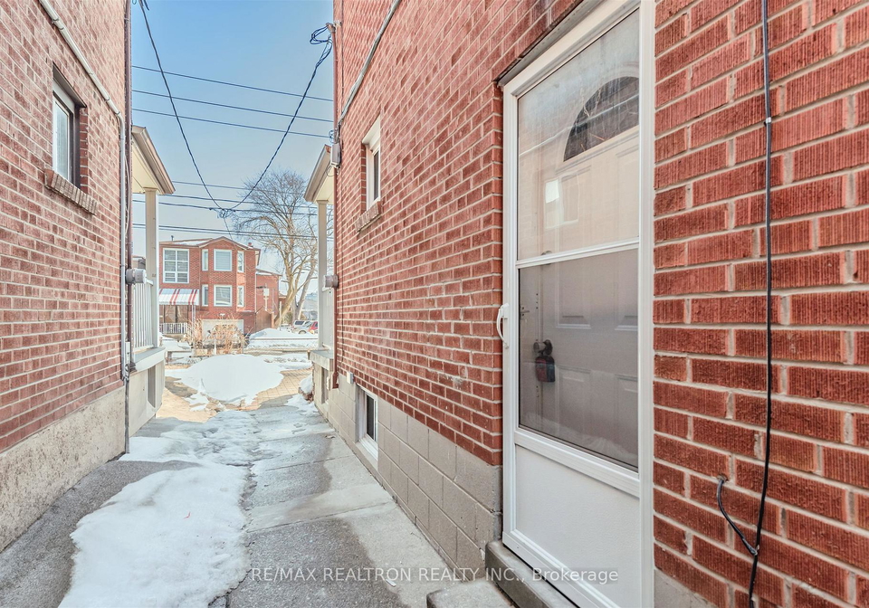 20-castleton-avenue-toronto-ontario-w12934888