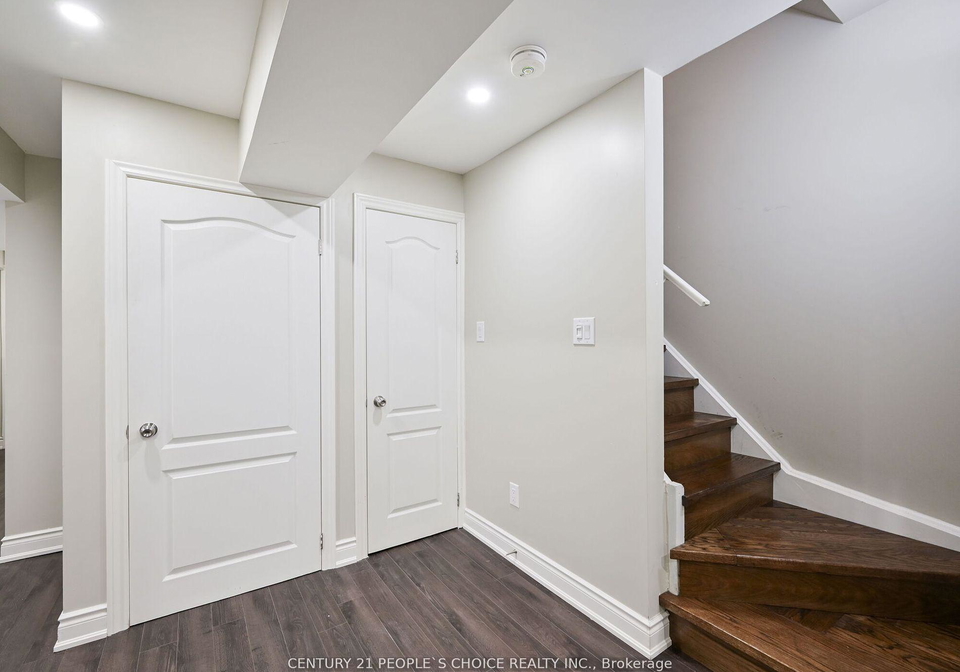 7512-saint-barbara-boulevard-mississauga-ontario-w12935212