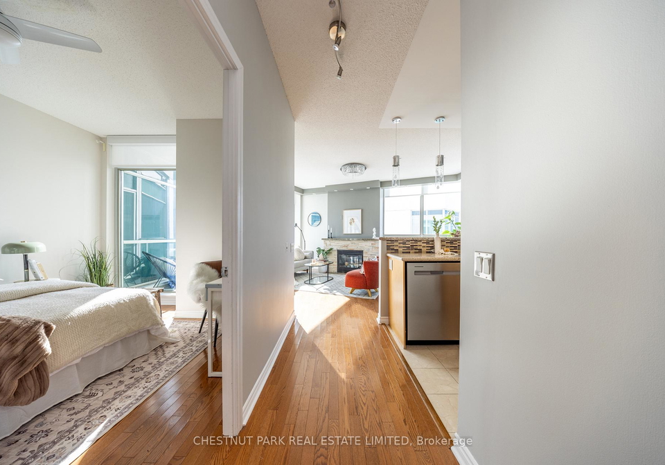 5-marine-parade-drive-etobicoke-ontario-w12935308