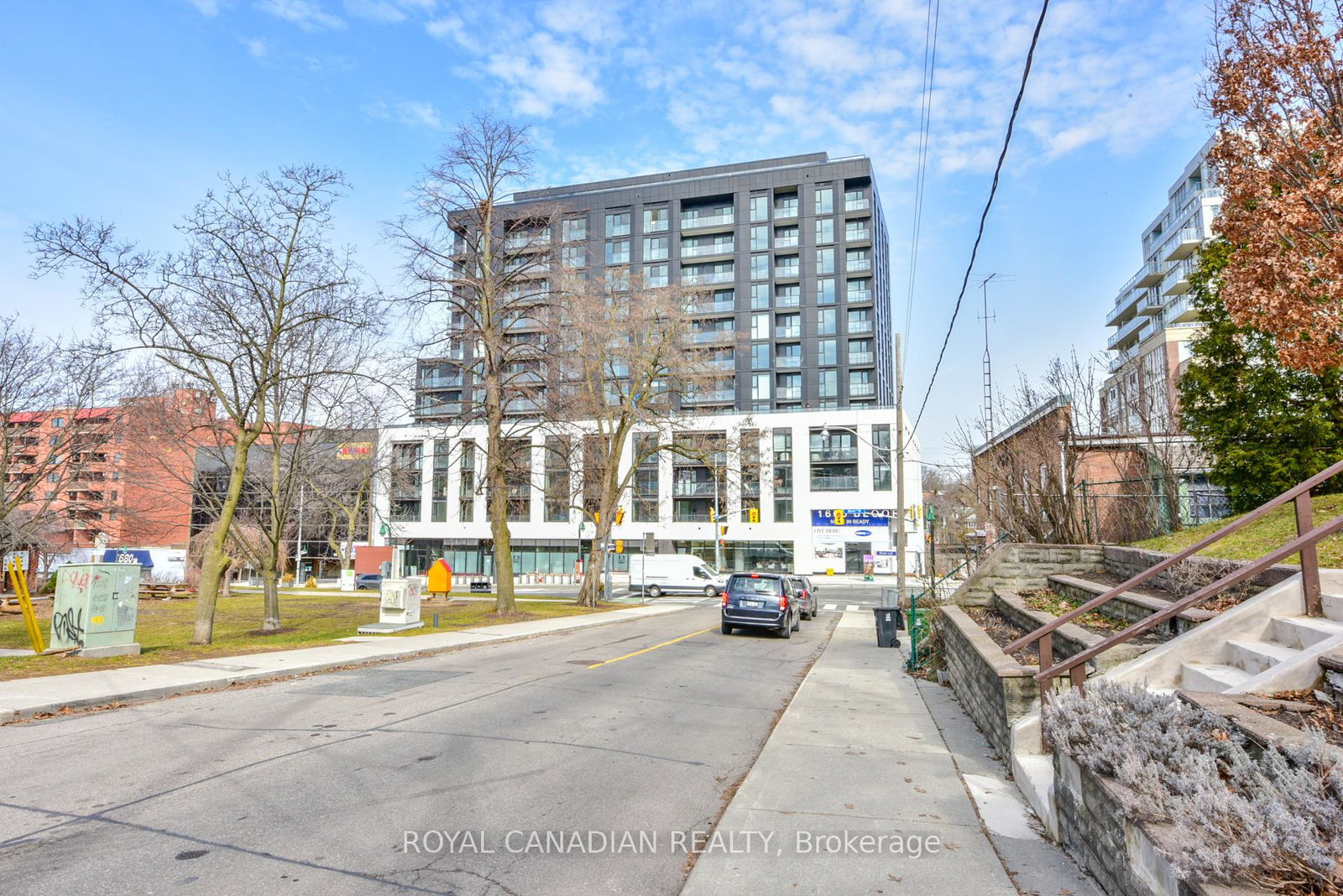 1660-bloor-street-w-toronto-ontario-w12935532