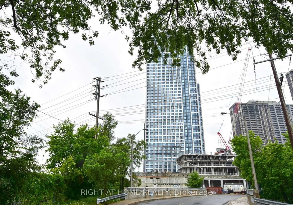 7-mabelle-avenue-etobicoke-ontario-w12935578