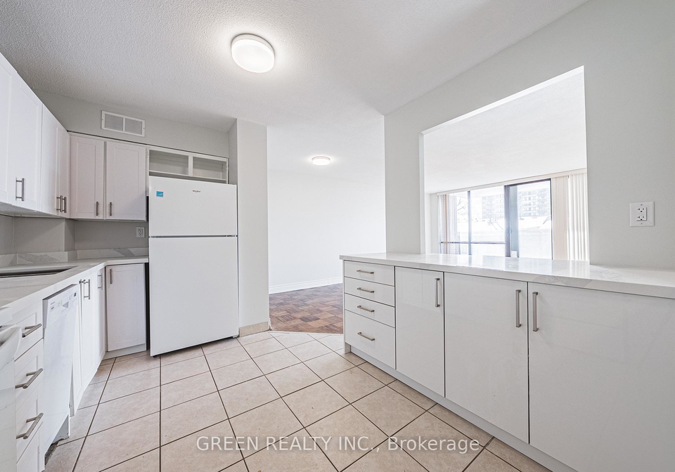 2220-marine-drive-oakville-ontario-w12935674
