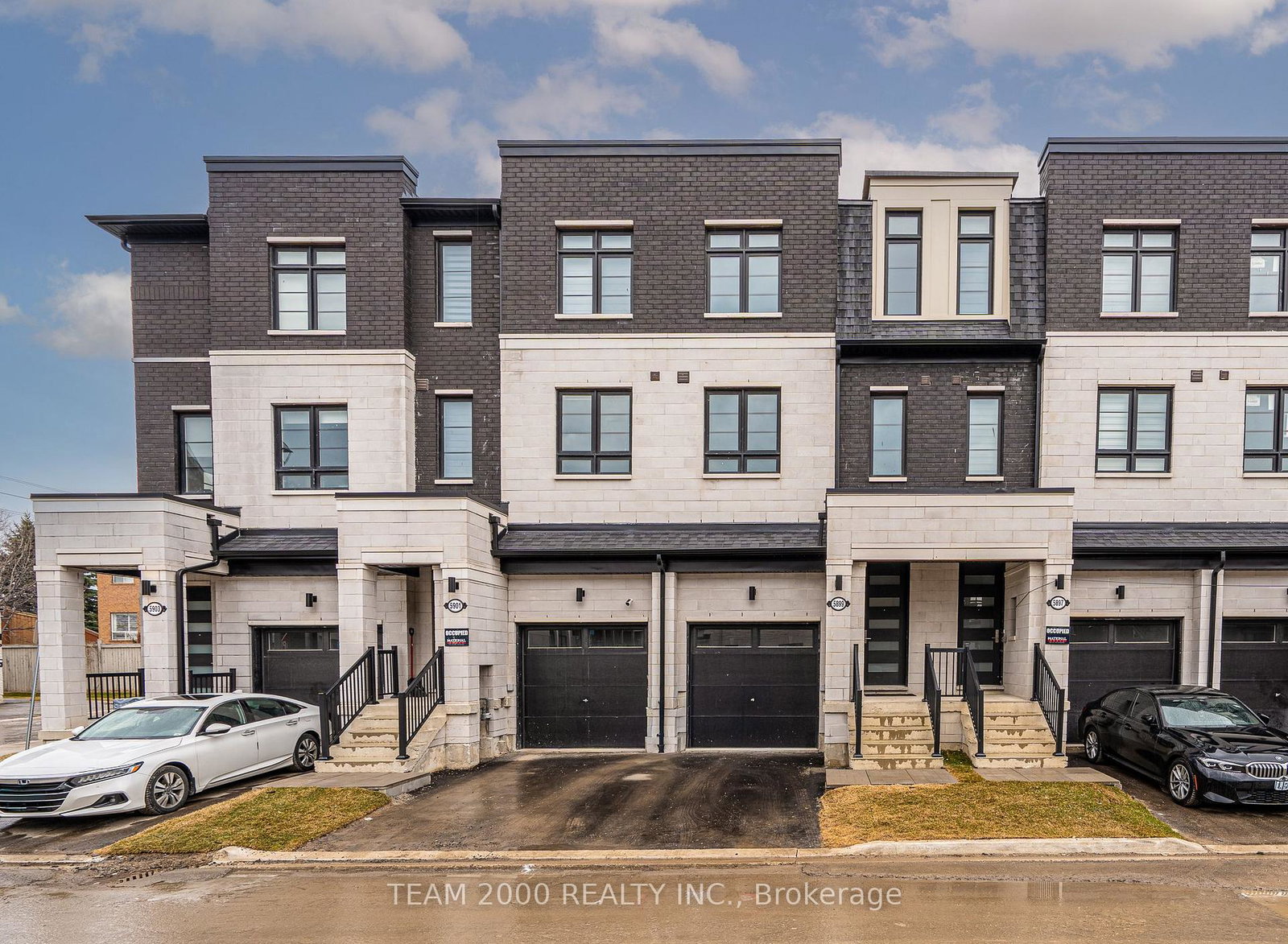 5899-saigon-street-mississauga-ontario-w12935782