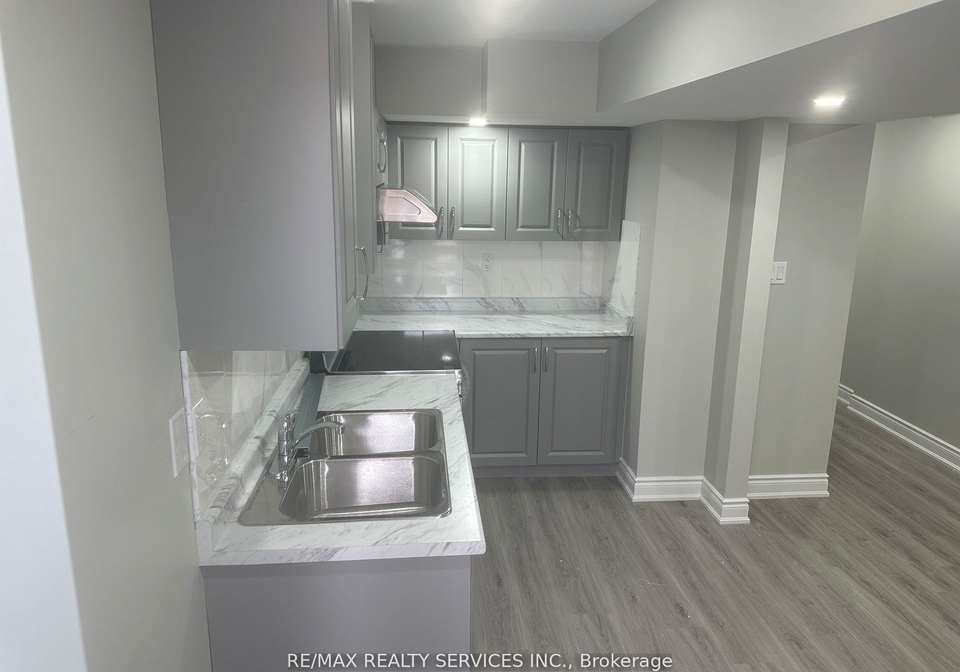 32-silo-court-brampton-ontario-w12936138