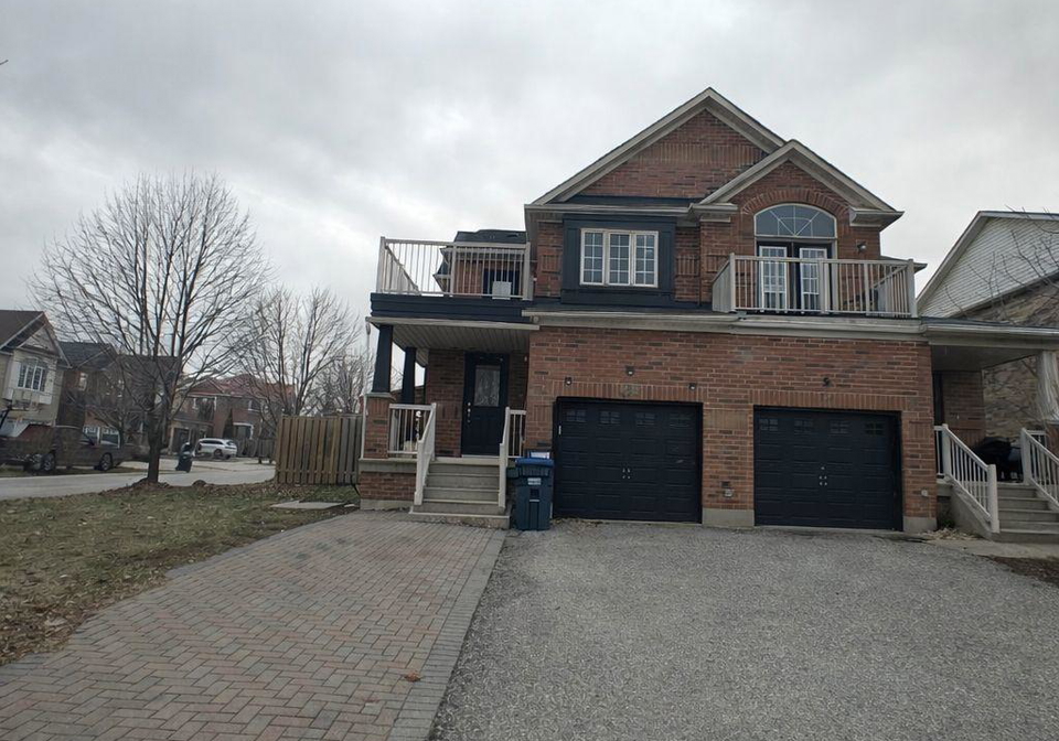 828-bethany-crescent-mississauga-ontario-w12936210