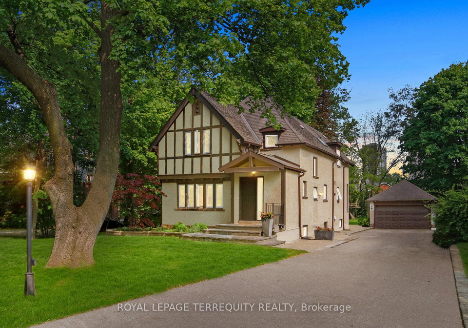 65-burnhamthorpe-crescent-etobicoke-ontario-w12936294