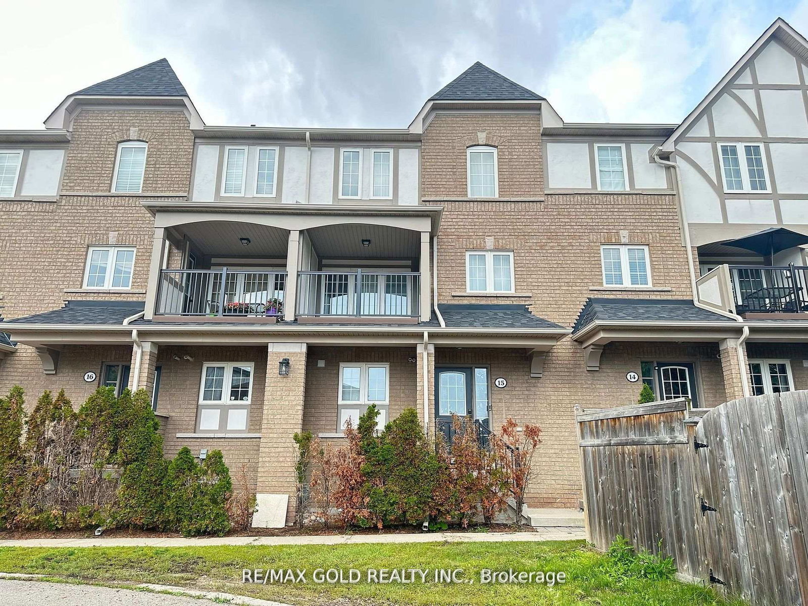 2361-parkhaven-boulevard-oakville-ontario-w12936340