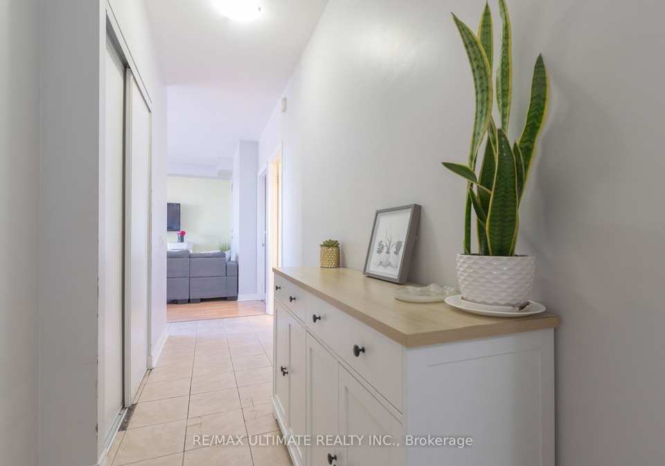 1415-lawrence-avenue-w-north-york-ontario-w12936542