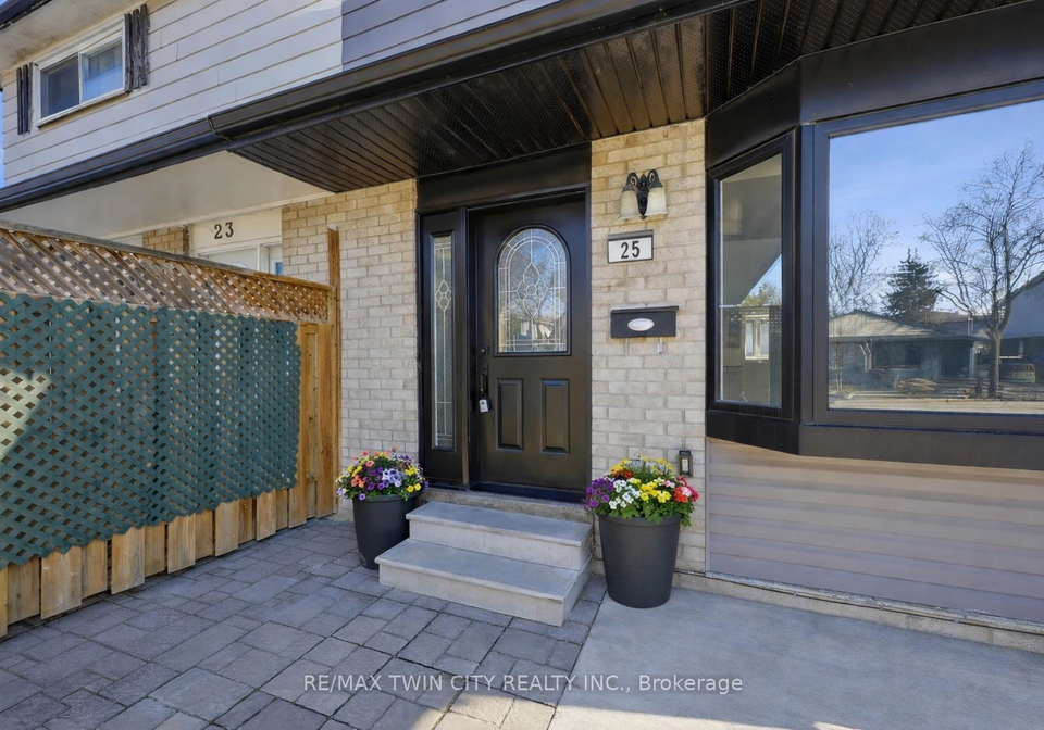 25-seaborn-road-brampton-ontario-w12936594