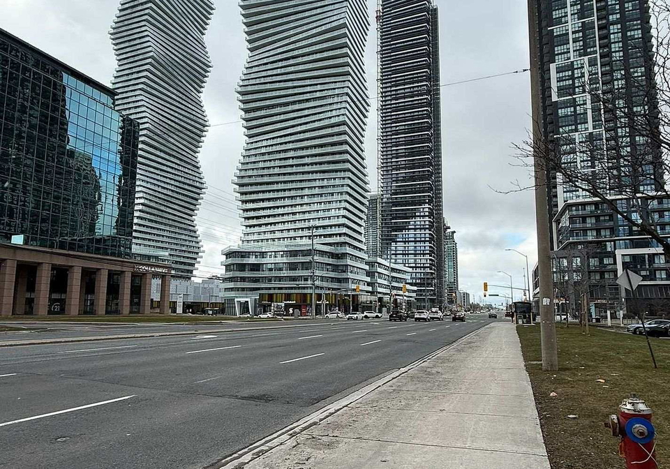 3900-confederation-parkway-mississauga-ontario-w12936922