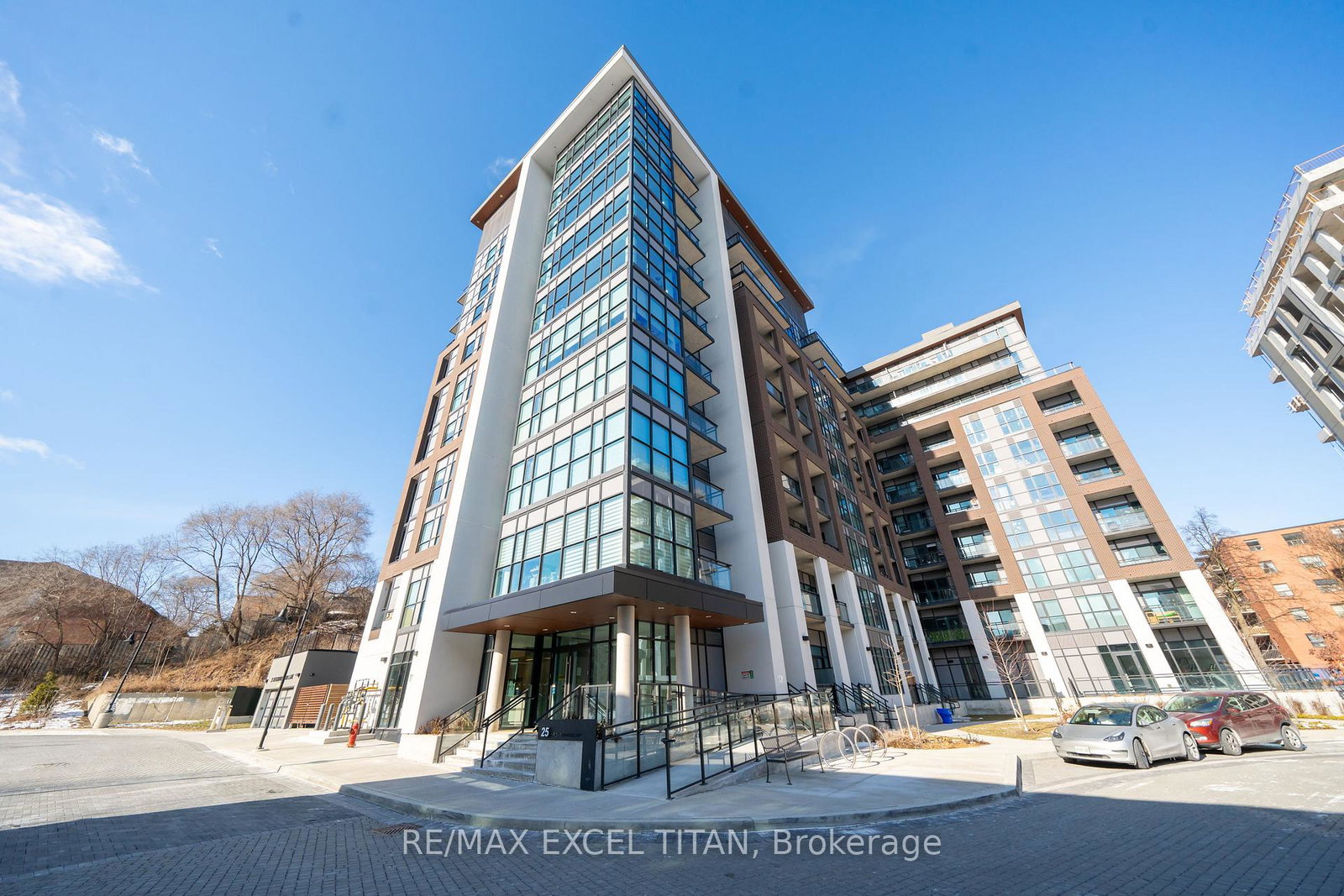 25-neighbourhood-lane-etobicoke-ontario-w12937190