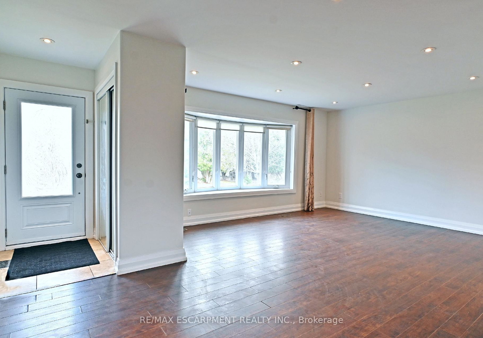 2313-fassel-avenue-burlington-ontario-w12937380