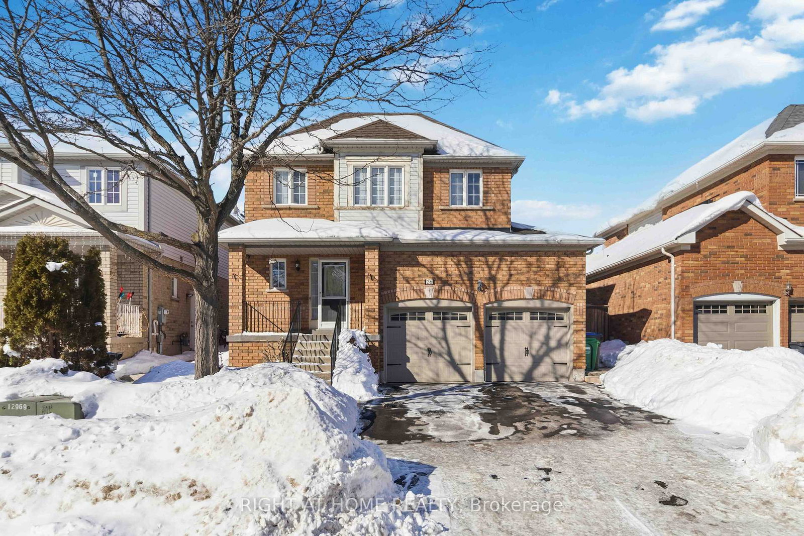 26-courtsfield-crescent-brampton-ontario-w12937382
