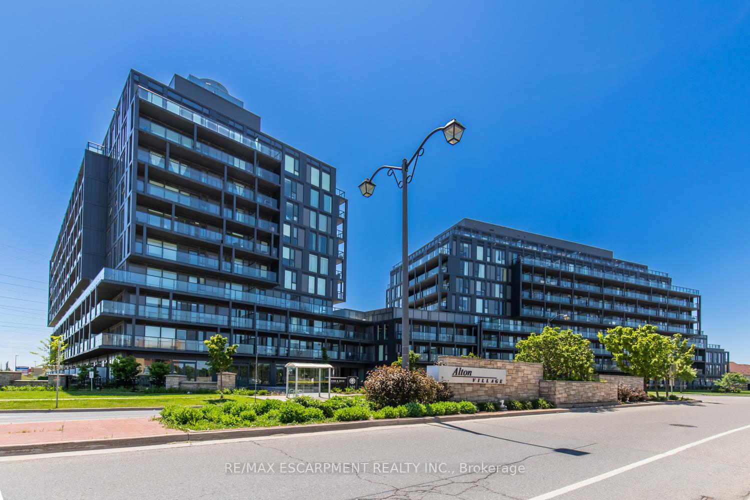 3210-dakota-common-burlington-ontario-w12937764