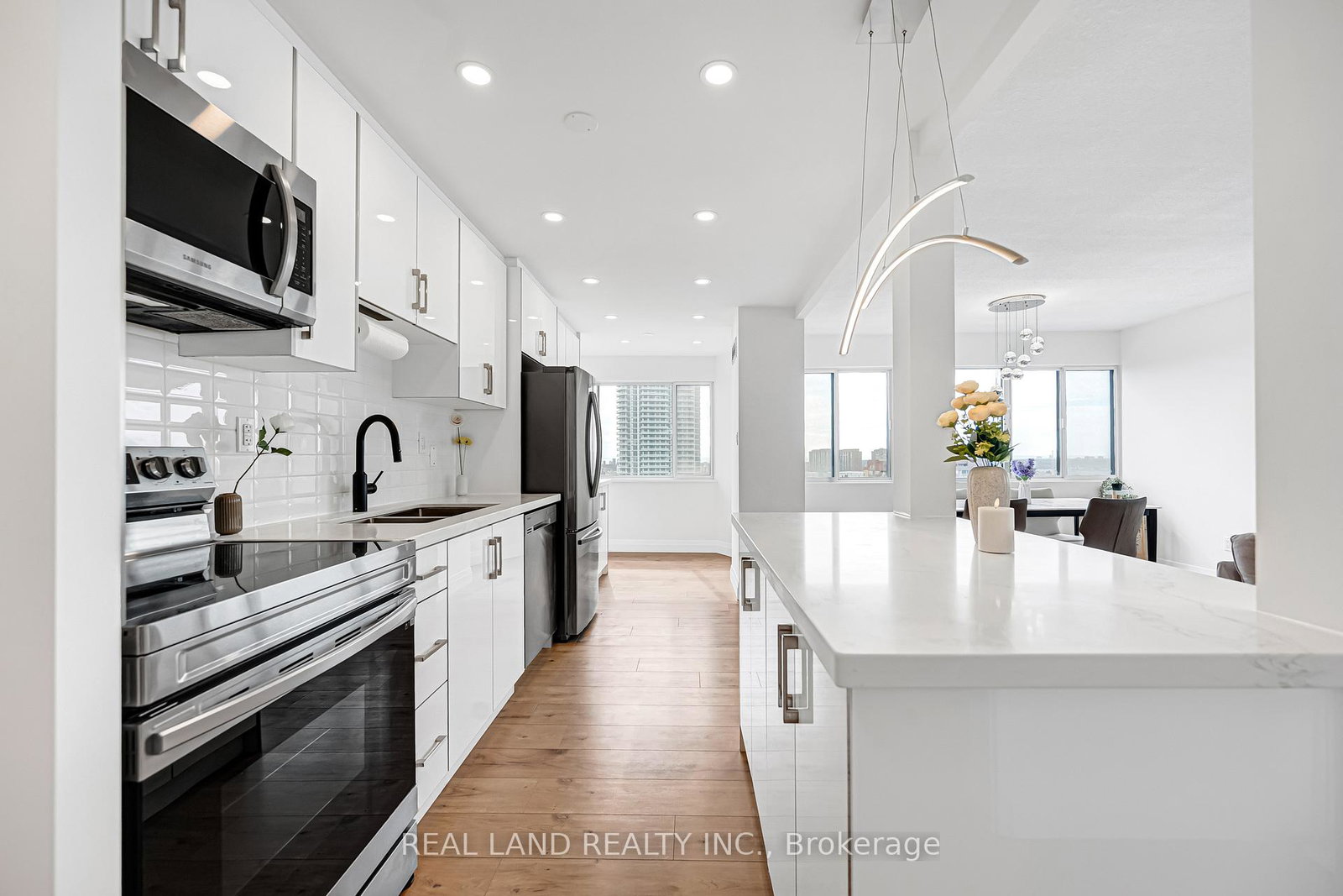 50-elm-drive-e-mississauga-ontario-w12937844