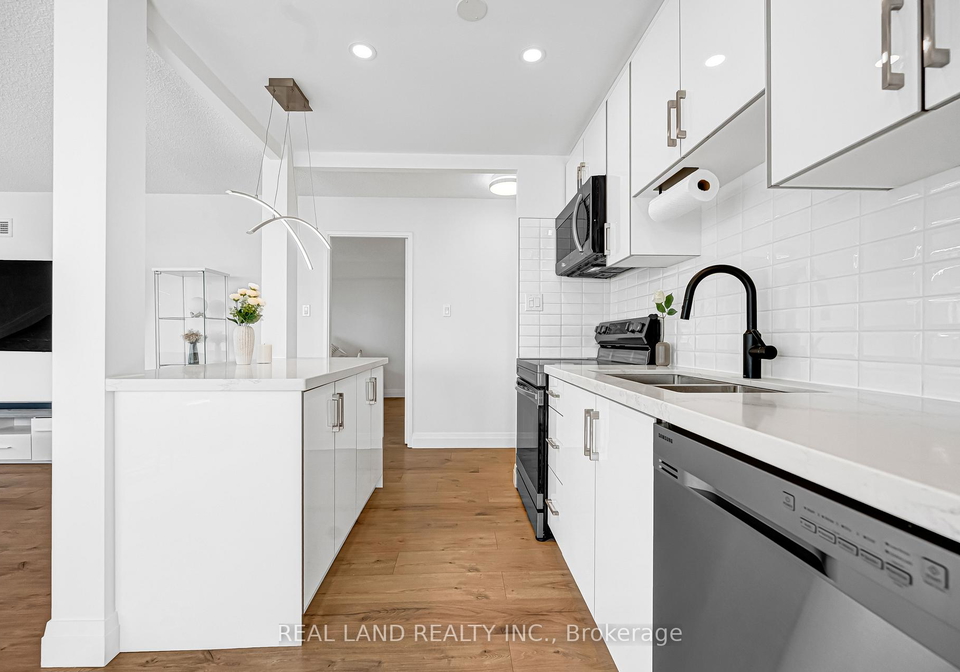 50-elm-drive-e-mississauga-ontario-w12937844