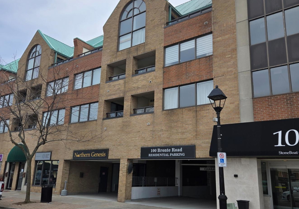 100-bronte-road-oakville-ontario-w12938046