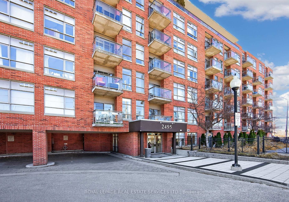 2495-dundas-street-w-toronto-ontario-w12938096