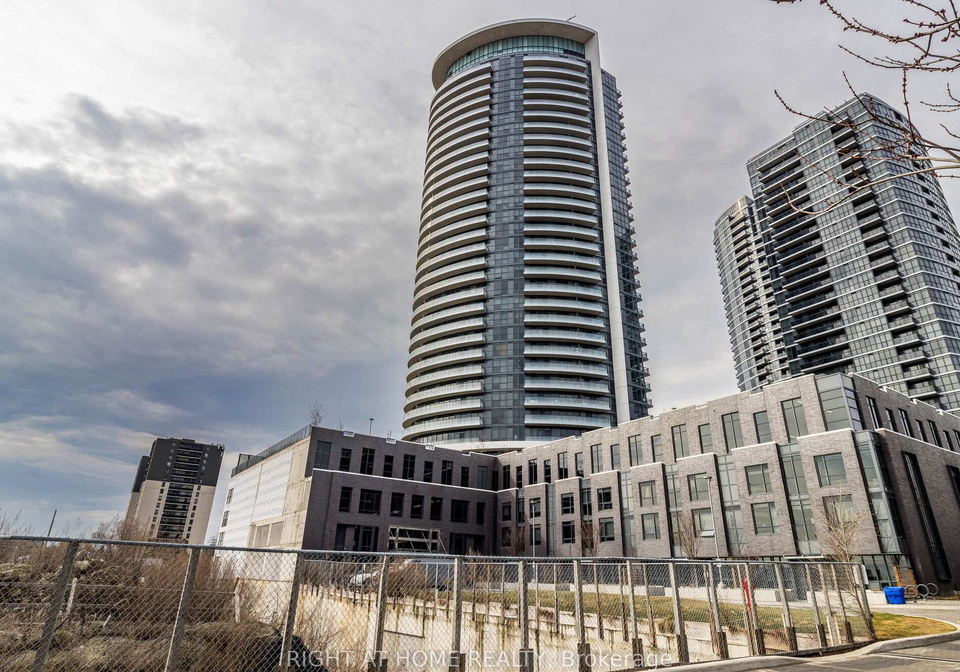 30-gibbs-road-etobicoke-ontario-w12938144