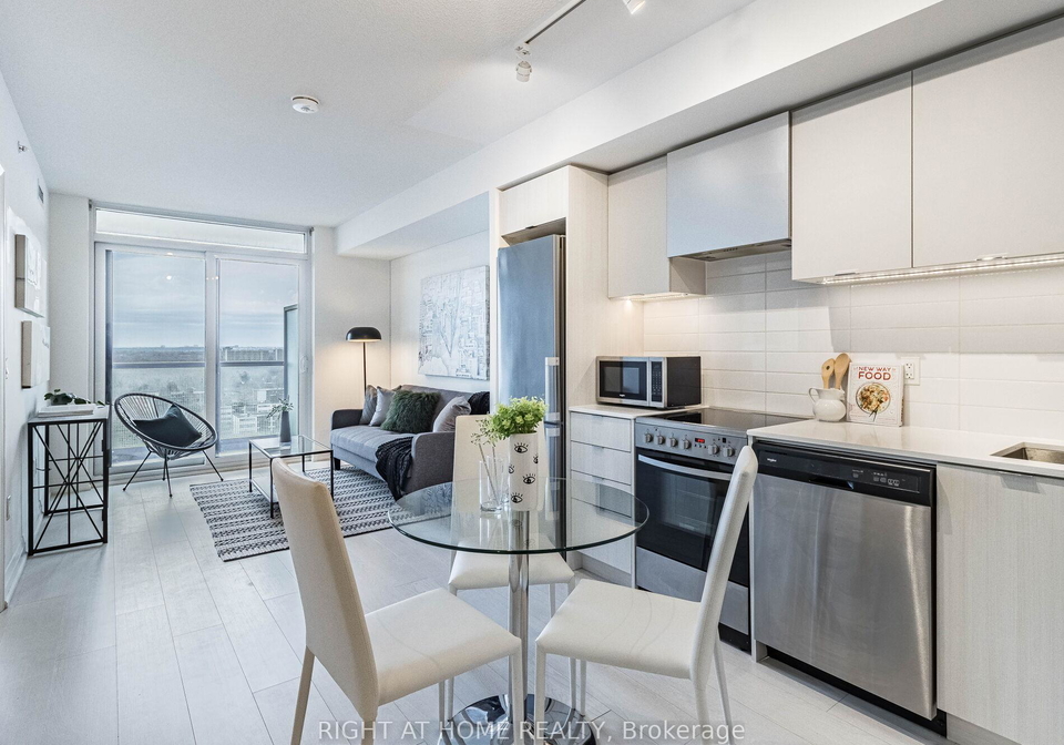 30-gibbs-road-etobicoke-ontario-w12938144