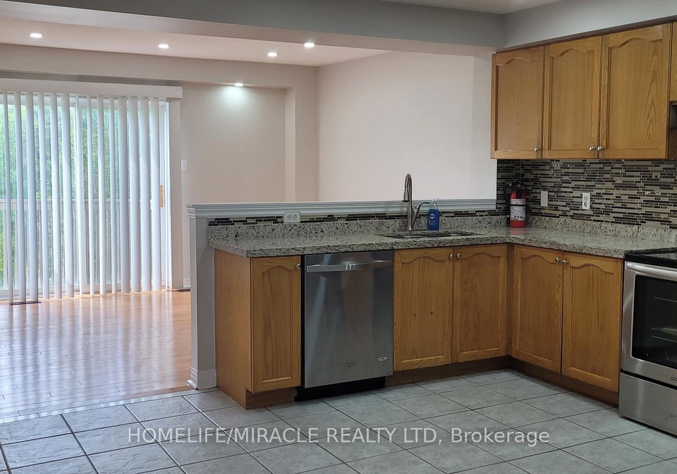 98-marycroft-upper-court-brampton-ontario-w12938294