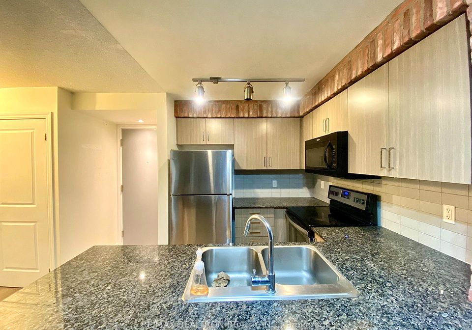 80-esther-lorrie-drive-etobicoke-ontario-w12938346