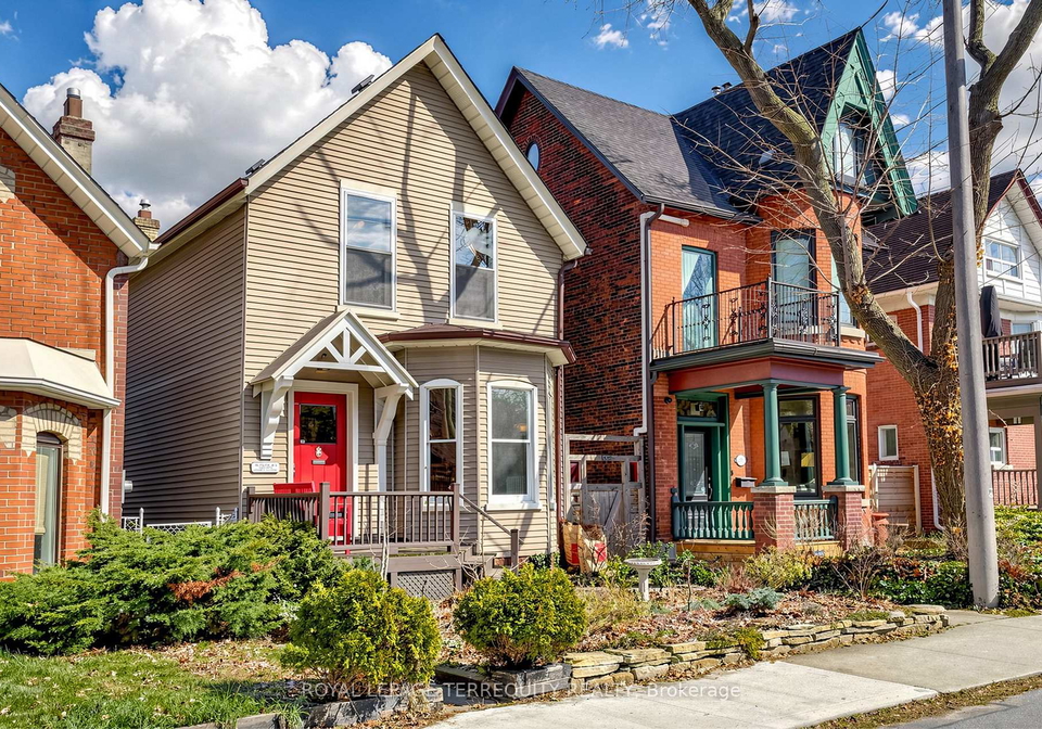 283-pacific-avenue-toronto-ontario-w12938372