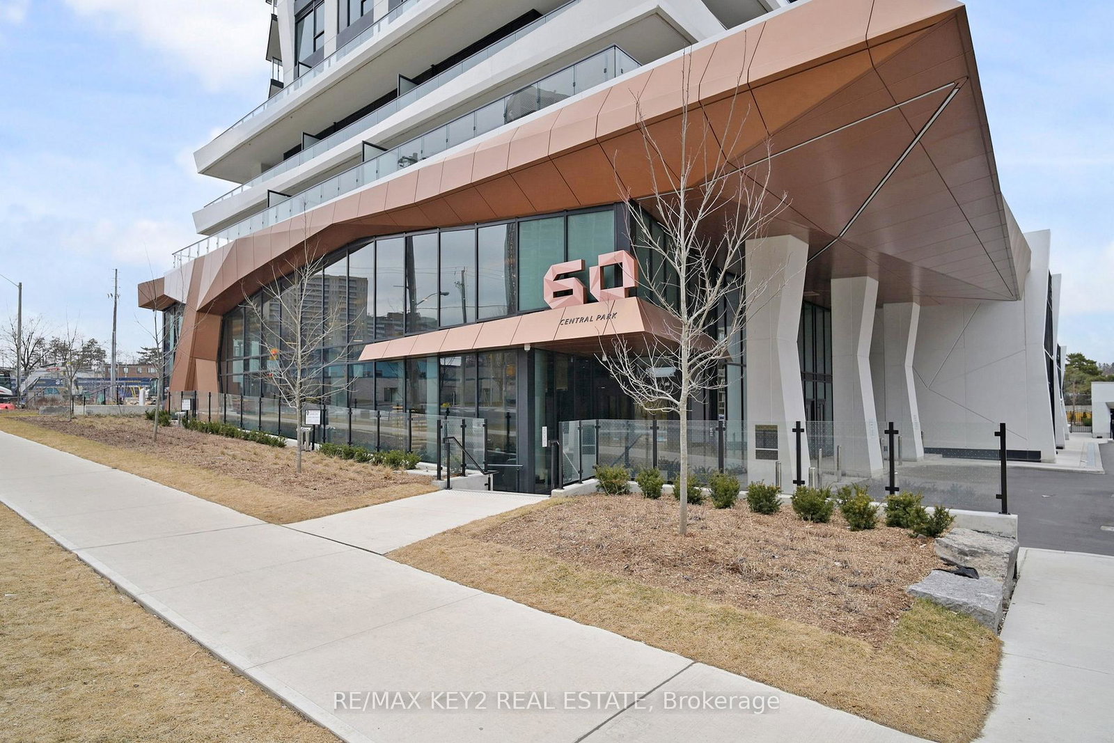 60-central-park-roadway-etobicoke-ontario-w12938416