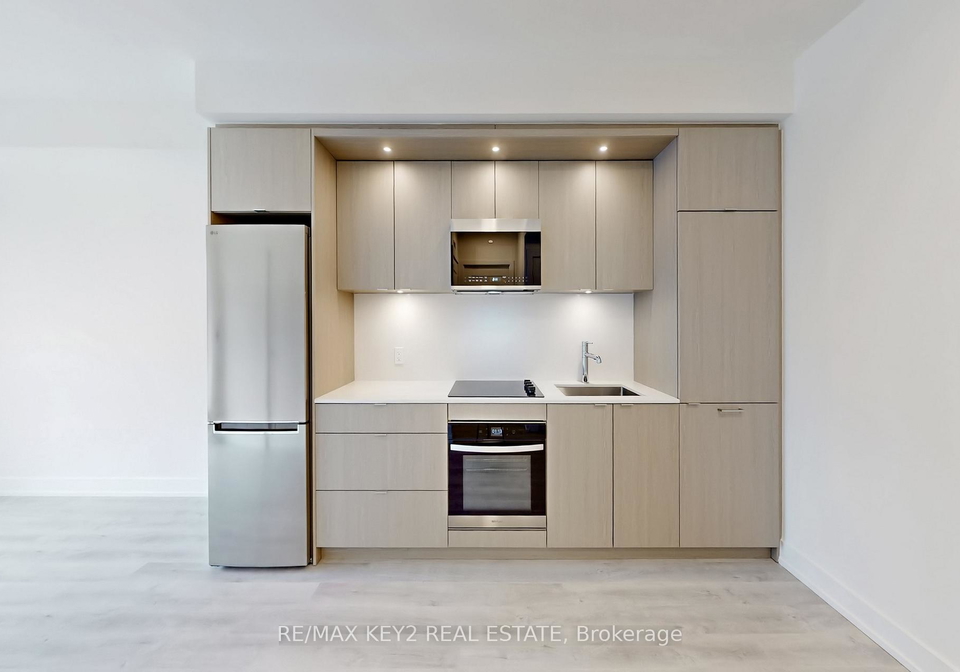 60-central-park-roadway-etobicoke-ontario-w12938416