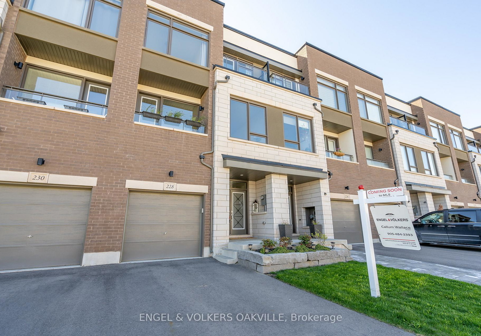 228-wheat-boom-drive-oakville-ontario-w12938590
