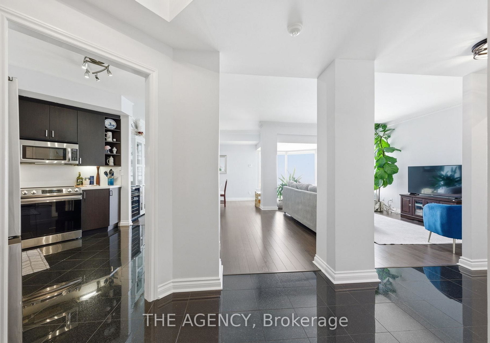 1-palace-pier-court-etobicoke-ontario-w12938928