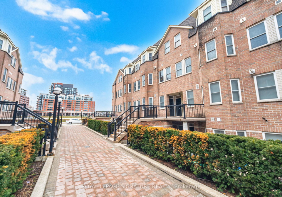 760-lawrence-avenue-w-north-york-ontario-w12939056