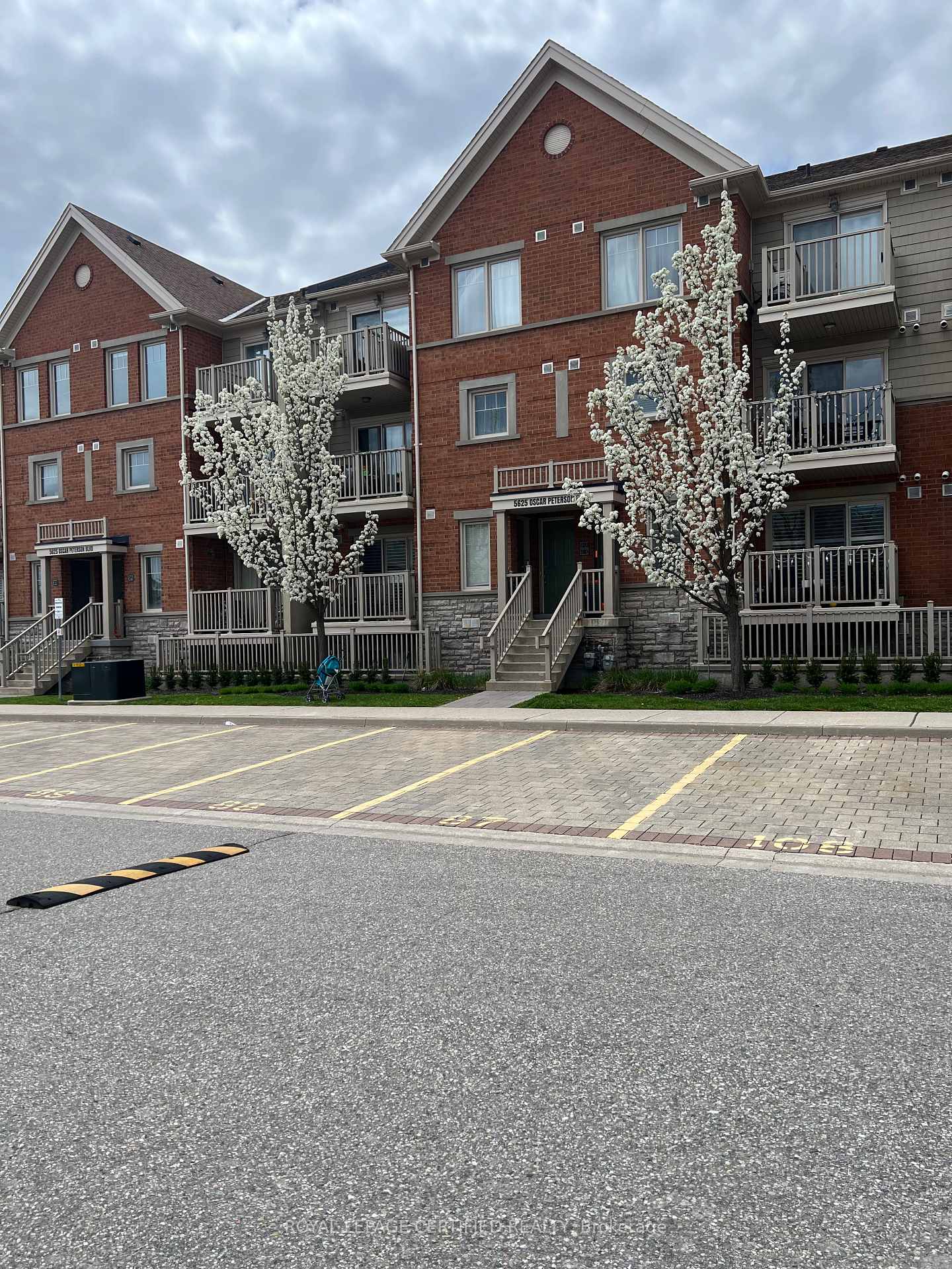 5625-oscar-peterson-boulevard-mississauga-ontario-w12939170
