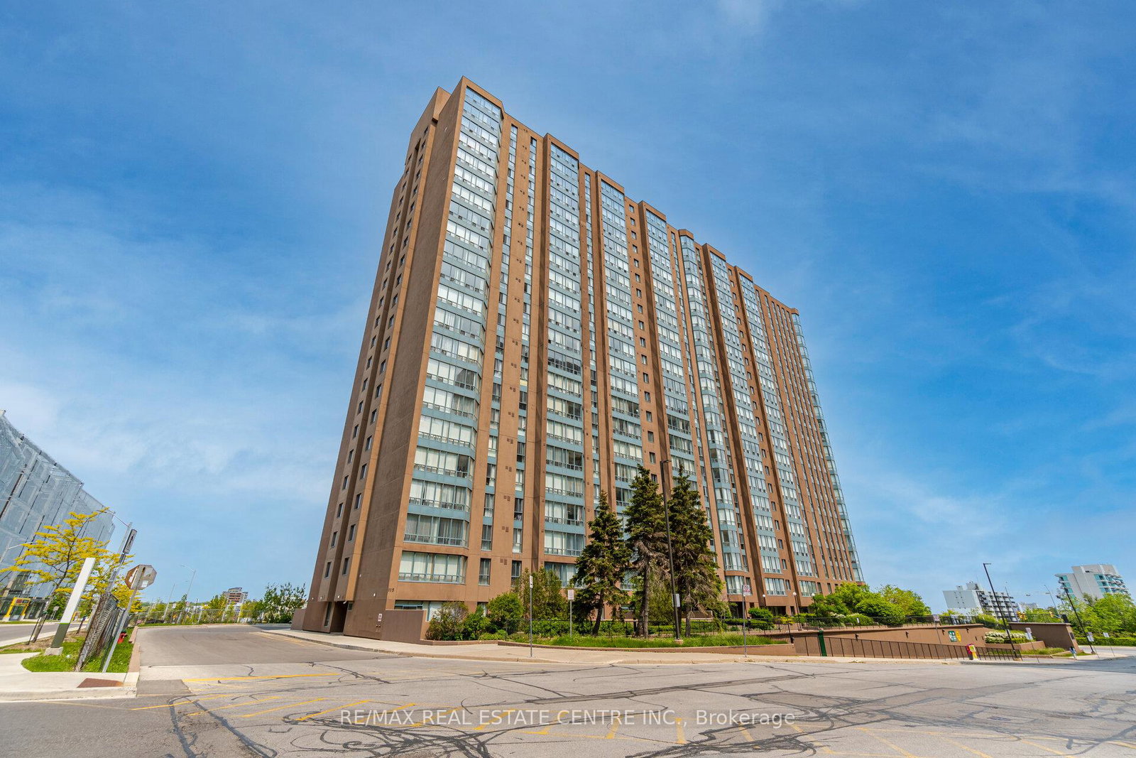 115-hillcrest-avenue-mississauga-ontario-w12939358