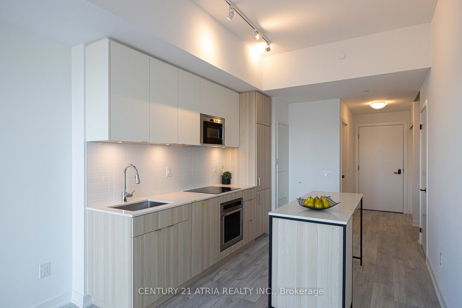 220-missinnihe-way-mississauga-ontario-w12939370