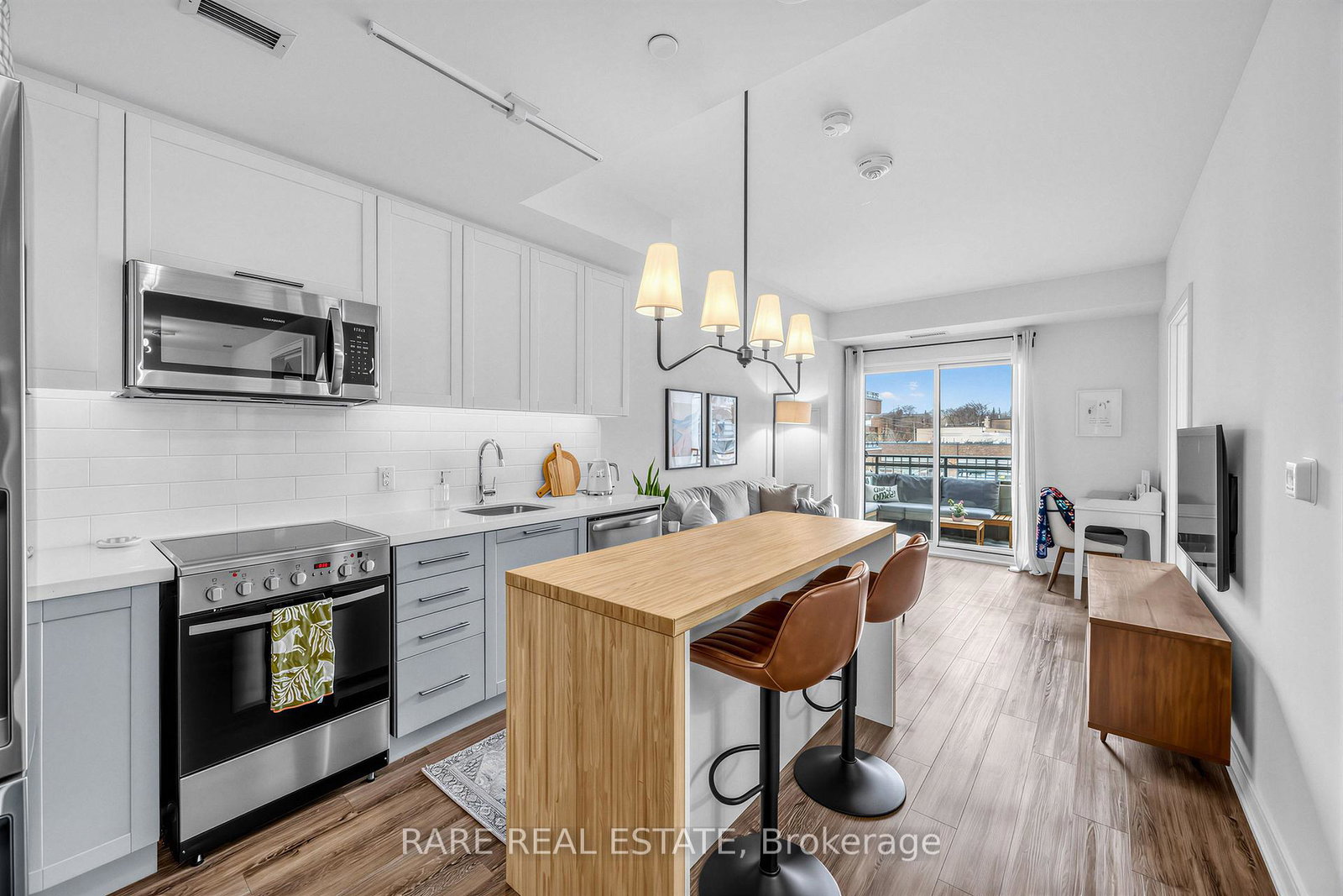 1-neighbourhood-lane-etobicoke-ontario-w12939550
