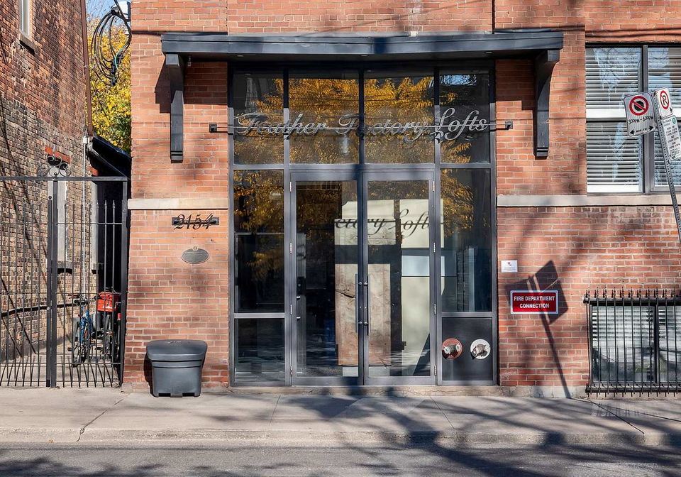 2154-dundas-street-w-toronto-ontario-w12939732