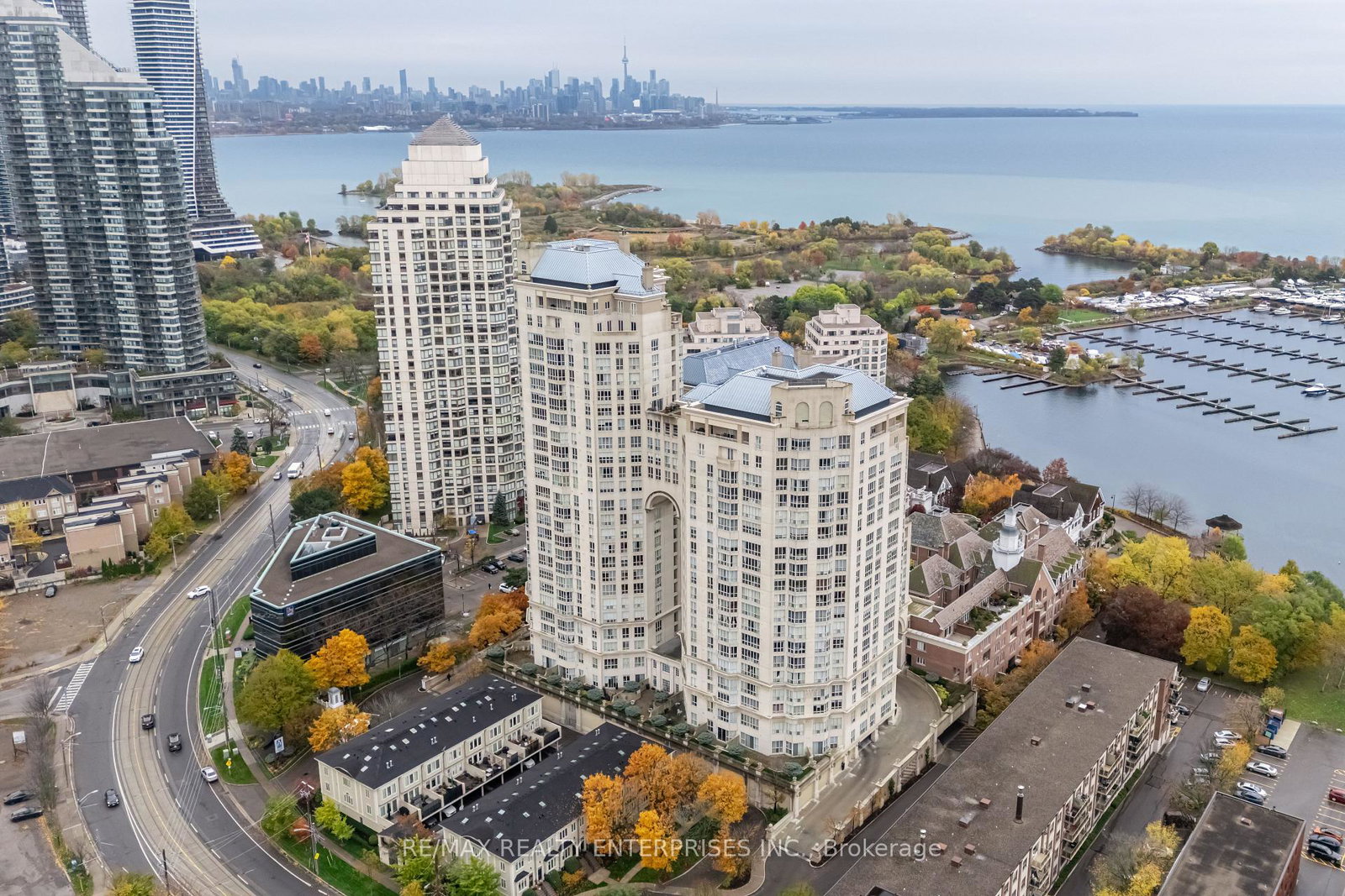 2285-lake-shore-boulevard-w-etobicoke-ontario-w12940158