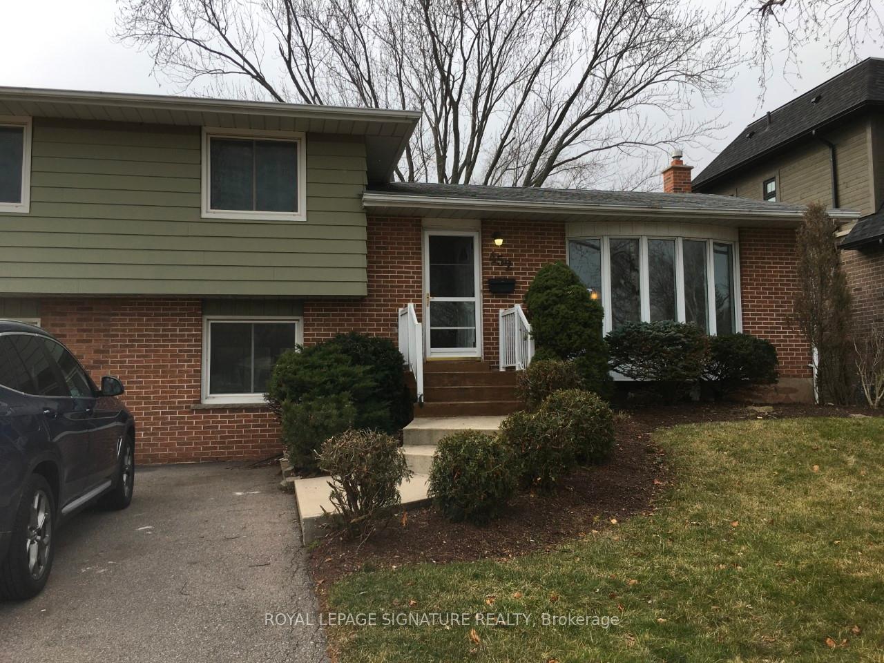 452-stanfield-drive-oakville-ontario-w12940274
