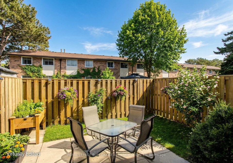 660-oxford-road-burlington-ontario-w12940396