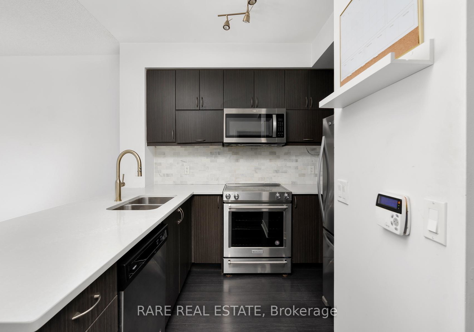 39-annie-craig-drive-etobicoke-ontario-w12940746