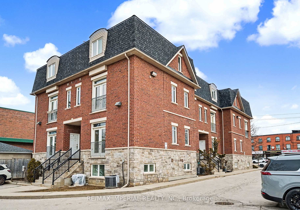 2964-islington-avenue-york-ontario-w12940878