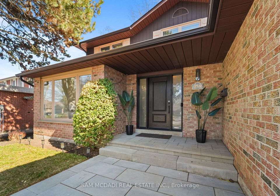 1653-sherwood-forrest-circle-mississauga-ontario-w12940960