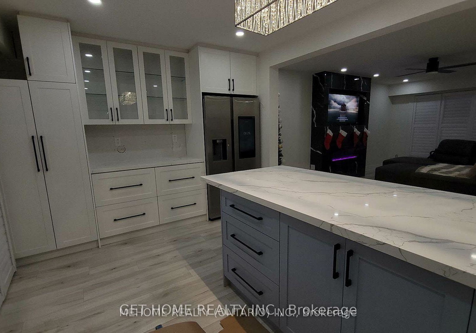 7-merrydrew-court-mississauga-ontario-w12941074